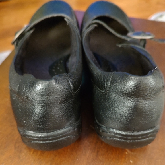 Born BC3647 Black Adjustable Strap Mary Jane Flat Shoes - Picture 4 of 7